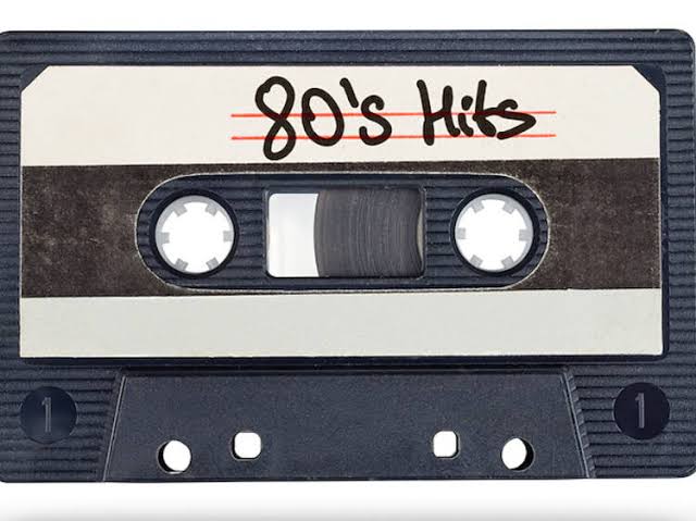 Los superventas que hicieron historia: El TOP 10 de los discos más vendidos en España desde los 80 hasta hoy