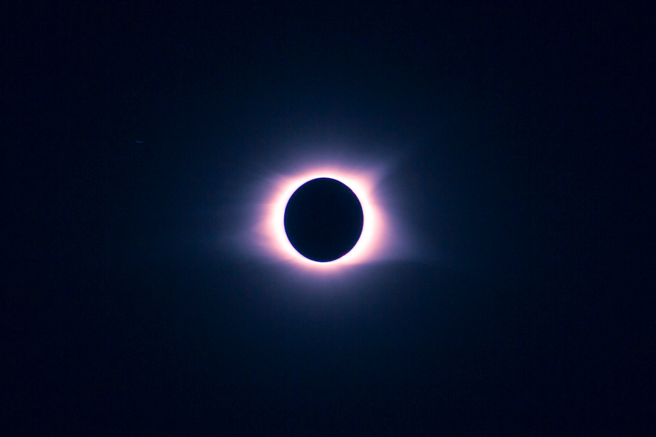 ¿Dónde se verá mejor el eclipse solar total? Te lo descubrimos todo.