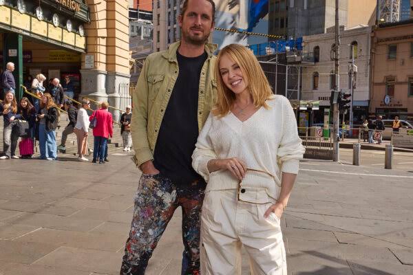 Kylie Minogue conquista el horizonte de Melbourne con un colosal mural de 13 pisos